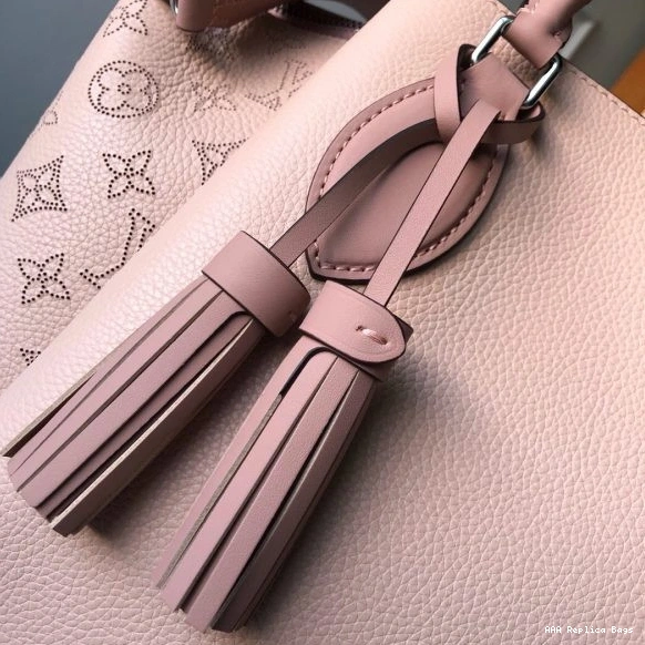 Aaa replica bags Bag Haumea Vuitton Louis 0802